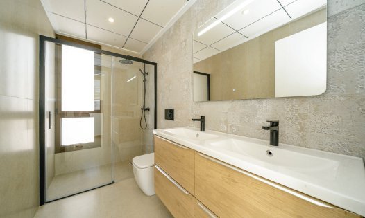 Wiederverkauf - Villen -
Rojales