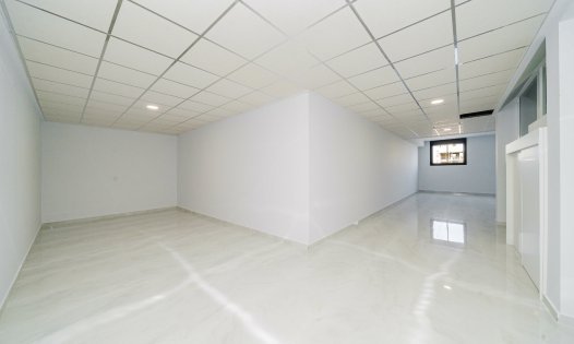 Resale - Villas -
Orihuela Costa