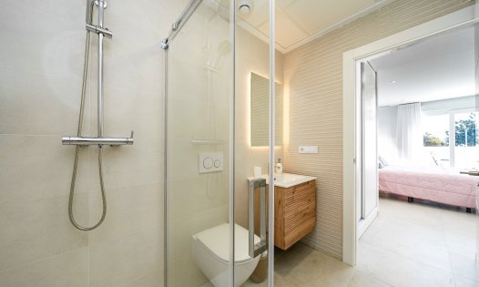 Segunda mano - Casas Adosadas -
Los Montesinos