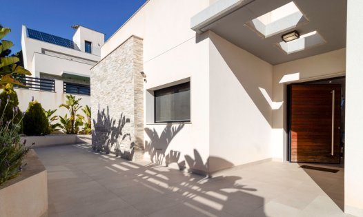 Återförsäljning - Villor -
Torrevieja - Los Balcones - Torrevieja