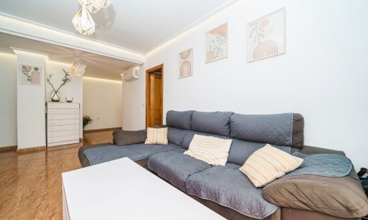 Resale - Apartments -
Torrevieja - Parque de las Naciones - Torrevieja