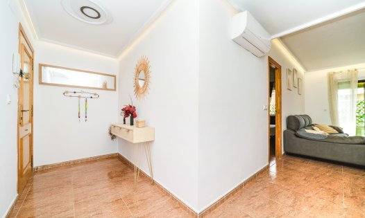 Resale - Apartments -
Torrevieja - Parque de las Naciones - Torrevieja