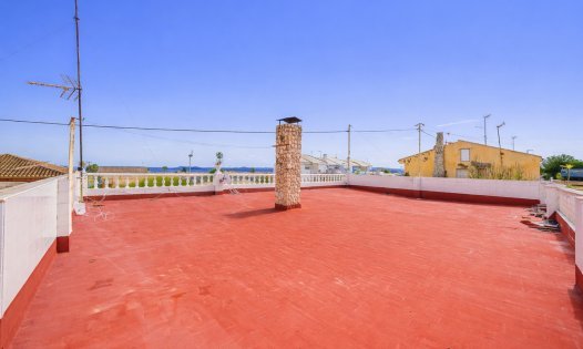 Resale - Villas -
Los Urrutias - EL CARMOLI