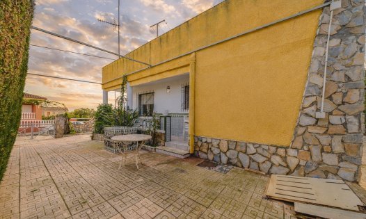 Återförsäljning - Villor -
Los Urrutias - EL CARMOLI