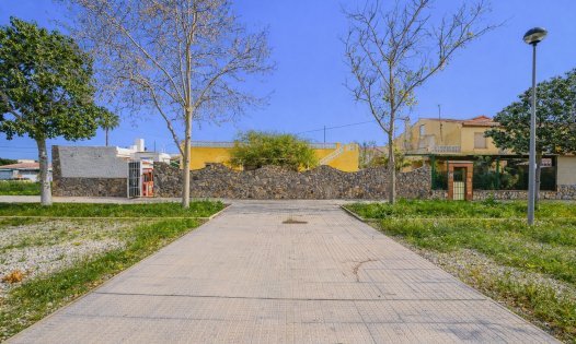 Återförsäljning - Villor -
Los Urrutias - EL CARMOLI