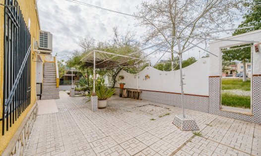 Återförsäljning - Villor -
Los Urrutias - EL CARMOLI