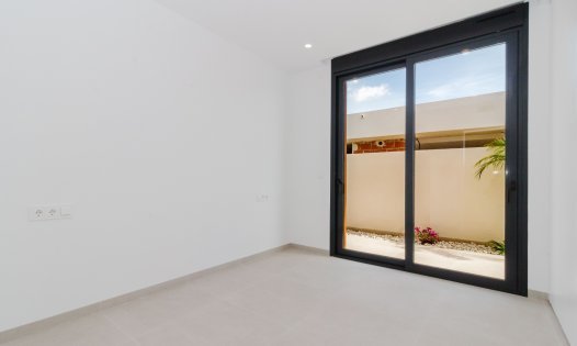 Videresalg - Villaer -
Pilar de la Horadada - Lo Romero Golf