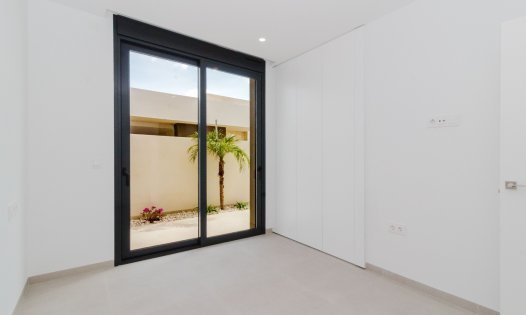 Videresalg - Villaer -
Pilar de la Horadada - Lo Romero Golf