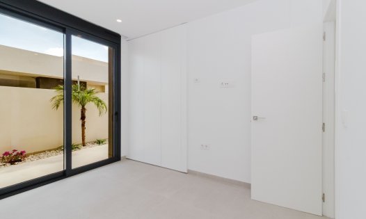 Videresalg - Villaer -
Pilar de la Horadada - Lo Romero Golf