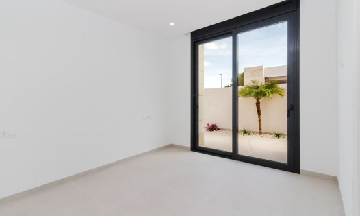 Videresalg - Villaer -
Pilar de la Horadada - Lo Romero Golf