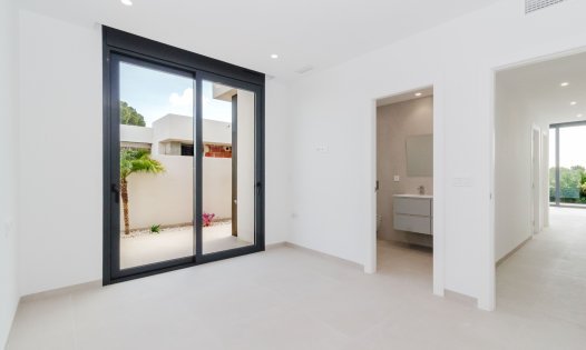 Videresalg - Villaer -
Pilar de la Horadada - Lo Romero Golf