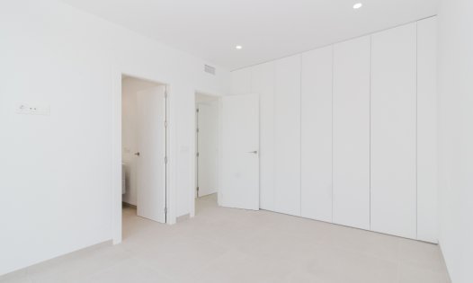 Videresalg - Villaer -
Pilar de la Horadada - Lo Romero Golf