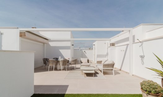 Segunda mano - Bungalows -
Pilar de la Horadada