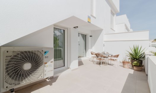 Segunda mano - Bungalows -
Pilar de la Horadada