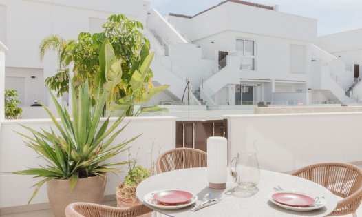 Segunda mano - Bungalows -
Pilar de la Horadada