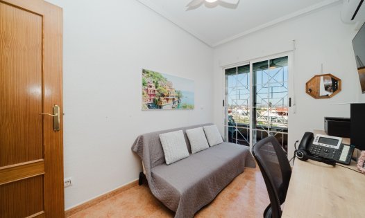 Videresalg - Rekkehus -
Torrevieja - Torreta III - Torrevieja