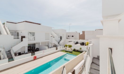 Segunda mano - Bungalows -
Pilar de la Horadada