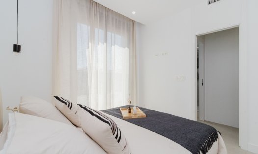 Videresalg - Luksusvillaer -
Torre-Pacheco - Santa Rosal&iacute;a Lake and Life Resort