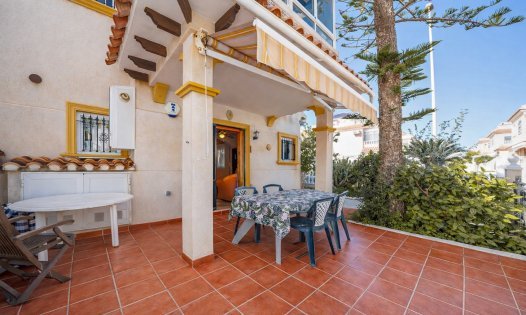 Wiederverkauf - Villen -
Orihuela Costa - La Regia