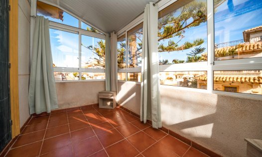 Wiederverkauf - Villen -
Orihuela Costa - La Regia