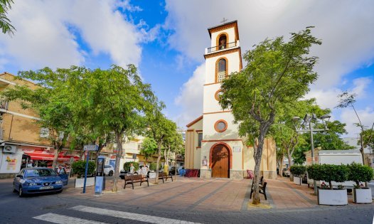 Herverkoop - Rijtjeshuizen -
Alcázares, Los - Los Alcázares