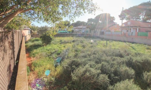 Segunda mano - Parcelas -
Los Urrutias