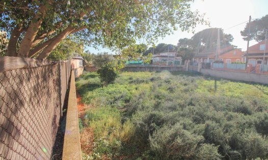 Segunda mano - Parcelas -
Los Urrutias