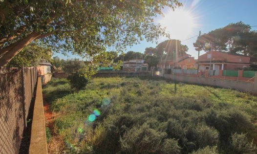 Segunda mano - Parcelas -
Los Urrutias