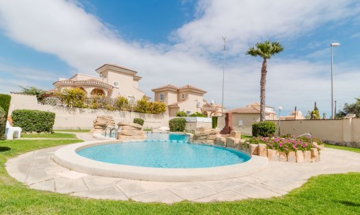 Resale - Villas -
Rojales - Ciudad Quesada