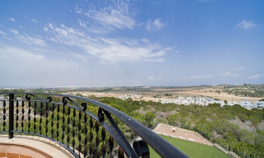 Videresalg - Villaer -
San Miguel de Salinas