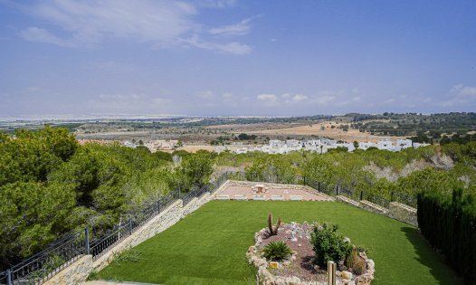 Videresalg - Villaer -
San Miguel de Salinas