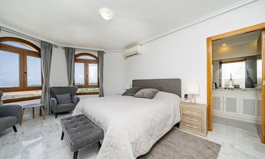 Videresalg - Villaer -
San Miguel de Salinas