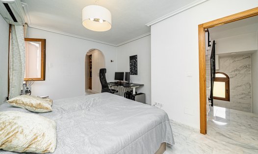 Videresalg - Villaer -
San Miguel de Salinas