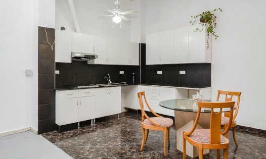 Revente - Bâtiment -
Pilar de la Horadada