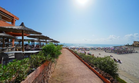 Videresalg - Luksusvillaer -
Orihuela Costa - La Zenia