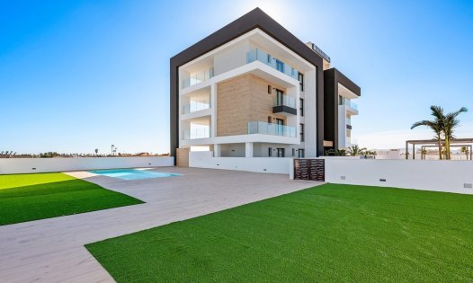 Segunda mano - Apartamentos -
Alcázares, Los