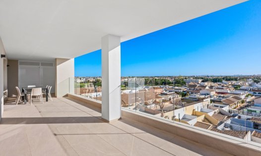 Segunda mano - Apartamentos -
Alcázares, Los