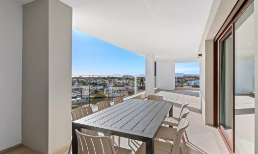 Segunda mano - Apartamentos -
Alcázares, Los