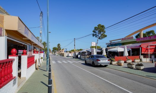 Resale - Villas -
Pilar de la Horadada - Pinar de Campoverde