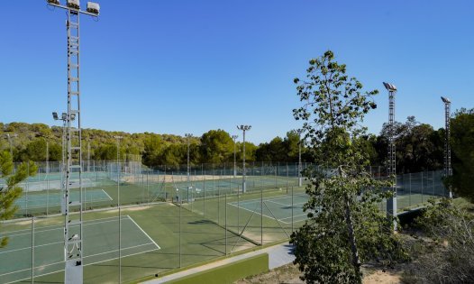 Resale - Villas -
Pilar de la Horadada - Pinar de Campoverde