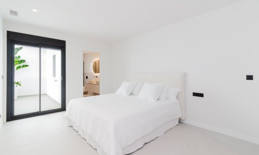 Resale - Luxury Villas -
Rojales - Ciudad Quesada