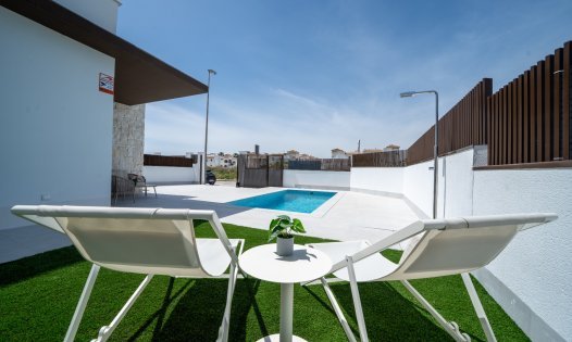 Herverkoop - Rijtjeshuizen -
Orihuela - Vistabella - Orihuela