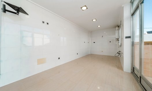 Resale - Building -
Pilar de la Horadada