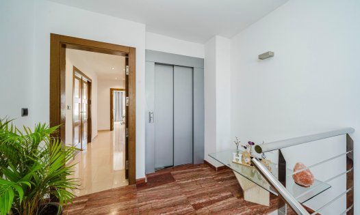 Resale - Building -
Pilar de la Horadada