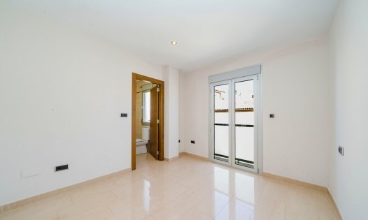 Resale - Building -
Pilar de la Horadada