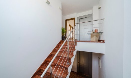 Resale - Building -
Pilar de la Horadada