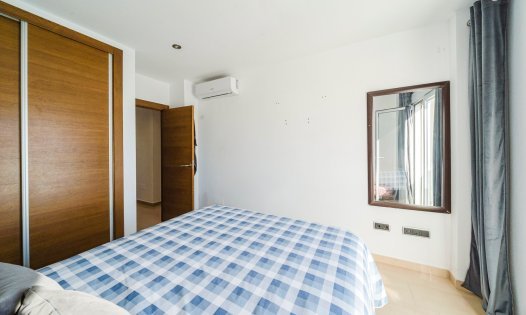 Resale - Building -
Pilar de la Horadada