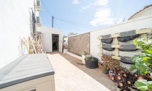 Resale - Terraced Houses -
Villamartin