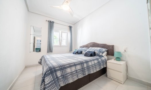 Resale - Bungalows -
Villamartin