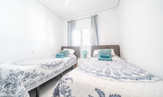 Resale - Bungalows -
Villamartin